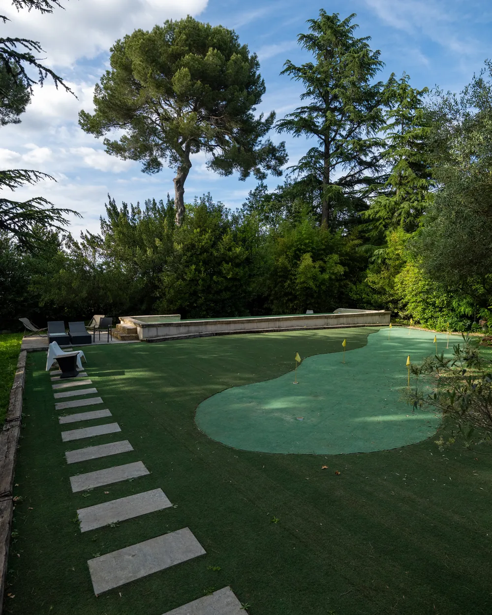 Piscine du coliving à Nîmes